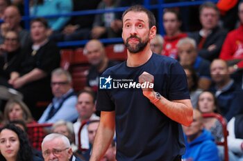 2024-10-13 - Beppe Poeta, head coach Germani Brescia - EA7 EMPORIO ARMANI MILANO VS GERMANI BRESCIA - ITALIAN SERIE A - BASKETBALL