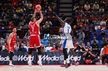 2024-10-13 - Stefano Tonut (EA7 Emporio Armani Olimpia Milano) - EA7 EMPORIO ARMANI MILANO VS GERMANI BRESCIA - ITALIAN SERIE A - BASKETBALL