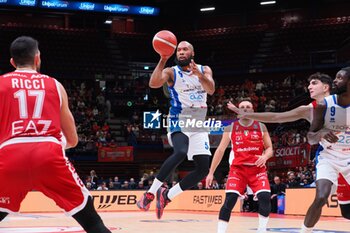 2024-10-13 - Chris Dowe (Germani Brescia) - EA7 EMPORIO ARMANI MILANO VS GERMANI BRESCIA - ITALIAN SERIE A - BASKETBALL