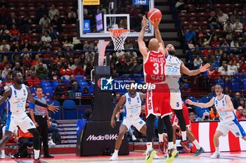 2024-10-13 - Shavon Shields (EA7 Emporio Armani Olimpia Milano) - EA7 EMPORIO ARMANI MILANO VS GERMANI BRESCIA - ITALIAN SERIE A - BASKETBALL