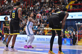 2024-10-19 - Charles Manning Jr of Napolibasket at free throw during the match between Napolibasket and Vanoli Basket Cremona - NAPOLIBASKET VS VANOLI BASKET CREMONA - ITALIAN SERIE A - BASKETBALL