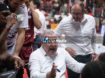 2024-10-19 - Head Coach Jasmin Repesa Trapani Shark during the LBA Italy Championship match between Openjobmetis Varese vs Trapani Shark, in Varese, Italy, on October 19, 2024 - OPENJOBMETIS VARESE VS TRAPANI SHARK - ITALIAN SERIE A - BASKETBALL