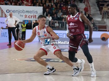 2024-10-19 - 13 Matteo Librizzi Openjobmetis Varese AND 09 Langston Galloway Trapani Shark during the LBA Italy Championship match between Openjobmetis Varese vs Trapani Shark, in Varese, Italy, on October 19, 2024 - OPENJOBMETIS VARESE VS TRAPANI SHARK - ITALIAN SERIE A - BASKETBALL