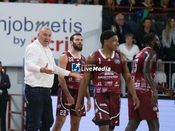 2024-10-19 - Head Coach Jasmin Repesa Trapani Shark during the LBA Italy Championship match between Openjobmetis Varese vs Trapani Shark, in Varese, Italy, on October 19, 2024 - OPENJOBMETIS VARESE VS TRAPANI SHARK - ITALIAN SERIE A - BASKETBALL