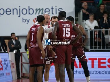 2024-10-19 - Head Coach Jasmin Repesa Trapani Shark during the LBA Italy Championship match between Openjobmetis Varese vs Trapani Shark, in Varese, Italy, on October 19, 2024 - OPENJOBMETIS VARESE VS TRAPANI SHARK - ITALIAN SERIE A - BASKETBALL