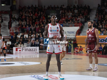 2024-10-19 - 01 Jordan Harris Openjobmetis Varese during the LBA Italy Championship match between Openjobmetis Varese vs Trapani Shark, in Varese, Italy, on October 19, 2024 - OPENJOBMETIS VARESE VS TRAPANI SHARK - ITALIAN SERIE A - BASKETBALL