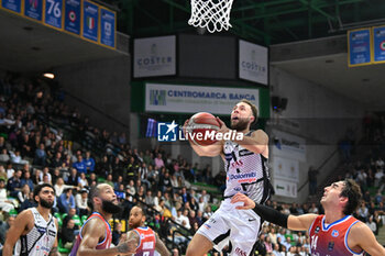 2024-10-20 - Actions of the game and players' images during the match between Nutribullet Treviso and Dolomiti Energia Trentino match at Palaverde - October 20, 2024, during the ITALIAN SERIE A Championship 2024/2025 - NUTRIBULLET TREVISO BASKET VS DOLOMITI ENERGIA TRENTINO - ITALIAN SERIE A - BASKETBALL