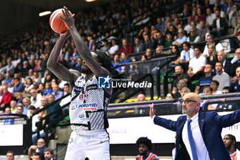 2024-10-20 - Actions of the game and players' images during the match between Nutribullet Treviso and Dolomiti Energia Trentino match at Palaverde - October 20, 2024, during the ITALIAN SERIE A Championship 2024/2025 - NUTRIBULLET TREVISO BASKET VS DOLOMITI ENERGIA TRENTINO - ITALIAN SERIE A - BASKETBALL