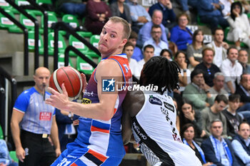 2024-10-20 - Actions of the game and players' images during the match between Nutribullet Treviso and Dolomiti Energia Trentino match at Palaverde - October 20, 2024, during the ITALIAN SERIE A Championship 2024/2025 - NUTRIBULLET TREVISO BASKET VS DOLOMITI ENERGIA TRENTINO - ITALIAN SERIE A - BASKETBALL