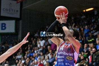 2024-10-20 - Actions of the game and players' images during the match between Nutribullet Treviso and Dolomiti Energia Trentino match at Palaverde - October 20, 2024, during the ITALIAN SERIE A Championship 2024/2025 - NUTRIBULLET TREVISO BASKET VS DOLOMITI ENERGIA TRENTINO - ITALIAN SERIE A - BASKETBALL