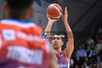 2024-10-20 - Actions of the game and players' images during the match between Nutribullet Treviso and Dolomiti Energia Trentino match at Palaverde - October 20, 2024, during the ITALIAN SERIE A Championship 2024/2025 - NUTRIBULLET TREVISO BASKET VS DOLOMITI ENERGIA TRENTINO - ITALIAN SERIE A - BASKETBALL