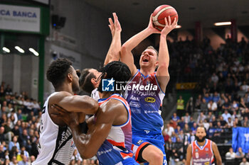 2024-10-20 - Actions of the game and players' images during the match between Nutribullet Treviso and Dolomiti Energia Trentino match at Palaverde - October 20, 2024, during the ITALIAN SERIE A Championship 2024/2025 - NUTRIBULLET TREVISO BASKET VS DOLOMITI ENERGIA TRENTINO - ITALIAN SERIE A - BASKETBALL