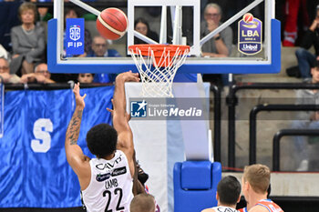 2024-10-20 - Actions of the game and players' images during the match between Nutribullet Treviso and Dolomiti Energia Trentino match at Palaverde - October 20, 2024, during the ITALIAN SERIE A Championship 2024/2025 - NUTRIBULLET TREVISO BASKET VS DOLOMITI ENERGIA TRENTINO - ITALIAN SERIE A - BASKETBALL