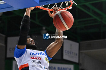 2024-10-20 - Actions of the game and players' images during the match between Nutribullet Treviso and Dolomiti Energia Trentino match at Palaverde - October 20, 2024, during the ITALIAN SERIE A Championship 2024/2025 - NUTRIBULLET TREVISO BASKET VS DOLOMITI ENERGIA TRENTINO - ITALIAN SERIE A - BASKETBALL