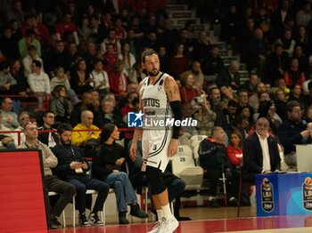 2024-11-10 - 03 Marco Belinelli Virtus Bologna during the LBA Italy Championship match between Openjobmetis Varese vs Virtus Bologna, in Varese, Italy, on November 10, 2024 - OPENJOBMETIS VARESE VS VIRTUS SEGAFREDO BOLOGNA - ITALIAN SERIE A - BASKETBALL