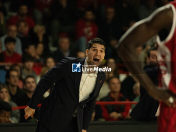 2024-11-10 - Head Coach Herman Mandole Openjobmetis Varese during the LBA Italy Championship match between Openjobmetis Varese vs Virtus Bologna, in Varese, Italy, on November 10, 2024 - OPENJOBMETIS VARESE VS VIRTUS SEGAFREDO BOLOGNA - ITALIAN SERIE A - BASKETBALL