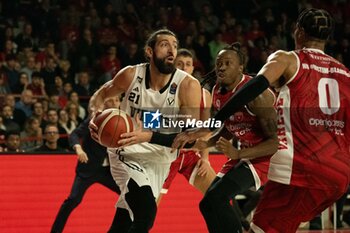 2024-11-10 - 021 Tornik’e Shengelia Virtus Bologna during the LBA Italy Championship match between Openjobmetis Varese vs Virtus Bologna, in Varese, Italy, on November 10, 2024 - OPENJOBMETIS VARESE VS VIRTUS SEGAFREDO BOLOGNA - ITALIAN SERIE A - BASKETBALL