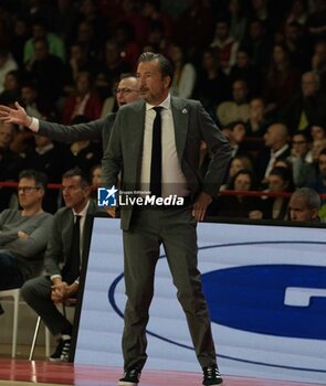 2024-11-10 - Head Coach Luca Banchi Virtus Bologna during the LBA Italy Championship match between Openjobmetis Varese vs Virtus Bologna, in Varese, Italy, on November 10, 2024 - OPENJOBMETIS VARESE VS VIRTUS SEGAFREDO BOLOGNA - ITALIAN SERIE A - BASKETBALL