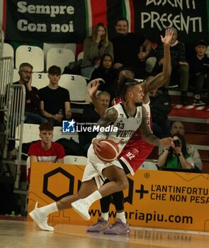 2024-11-10 - 023 Daniel Hackett Virtus Bologna during the LBA Italy Championship match between Openjobmetis Varese vs Virtus Bologna, in Varese, Italy, on November 10, 2024 - OPENJOBMETIS VARESE VS VIRTUS SEGAFREDO BOLOGNA - ITALIAN SERIE A - BASKETBALL