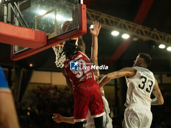 2024-11-10 - 92 Jaron Johnson Openjobmetis Varese during the LBA Italy Championship match between Openjobmetis Varese vs Virtus Bologna, in Varese, Italy, on November 10, 2024 - OPENJOBMETIS VARESE VS VIRTUS SEGAFREDO BOLOGNA - ITALIAN SERIE A - BASKETBALL