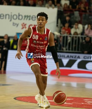 2024-11-10 - 50 Jaylen Hands Openjobmetis Varese during the LBA Italy Championship match between Openjobmetis Varese vs Virtus Bologna, in Varese, Italy, on November 10, 2024 - OPENJOBMETIS VARESE VS VIRTUS SEGAFREDO BOLOGNA - ITALIAN SERIE A - BASKETBALL