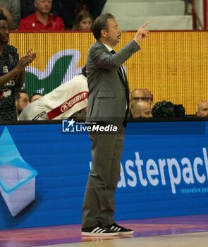 2024-11-10 - Head Coach Luca Banchi Virtus Bologna during the LBA Italy Championship match between Openjobmetis Varese vs Virtus Bologna, in Varese, Italy, on November 10, 2024 - OPENJOBMETIS VARESE VS VIRTUS SEGAFREDO BOLOGNA - ITALIAN SERIE A - BASKETBALL