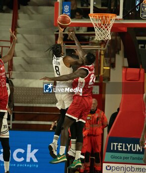 2024-11-10 - 08 Will Clyburn Virtus Bologna and 28 Abdel Fall Openjobmetis Varese during the LBA Italy Championship match between Openjobmetis Varese vs Virtus Bologna, in Varese, Italy, on November 10, 2024 - OPENJOBMETIS VARESE VS VIRTUS SEGAFREDO BOLOGNA - ITALIAN SERIE A - BASKETBALL