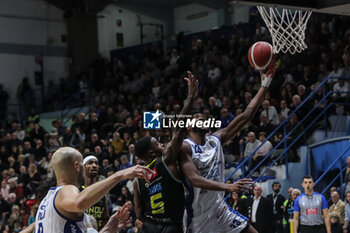 2024-11-10 - Demetre Rivers (Germani Brescia) - VANOLI BASKET CREMONA VS GERMANI BRESCIA - ITALIAN SERIE A - BASKETBALL