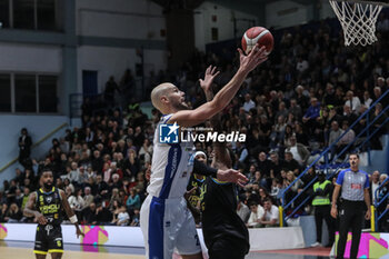 2024-11-10 - Miro Bilan (Germani Brescia) - VANOLI BASKET CREMONA VS GERMANI BRESCIA - ITALIAN SERIE A - BASKETBALL