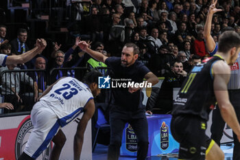 2024-11-10 - Giuseppe Poeta (Germani Brescia) - VANOLI BASKET CREMONA VS GERMANI BRESCIA - ITALIAN SERIE A - BASKETBALL