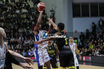 2024-11-10 - Demetre Rivers (Germani Brescia) - VANOLI BASKET CREMONA VS GERMANI BRESCIA - ITALIAN SERIE A - BASKETBALL