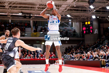 2024-11-09 - Jamar Smith (Unahotels Pallacanestro Reggiana) - UNAHOTELS REGGIO EMILIA VS BERTRAM DERTHONA TORTONA - ITALIAN SERIE A - BASKETBALL