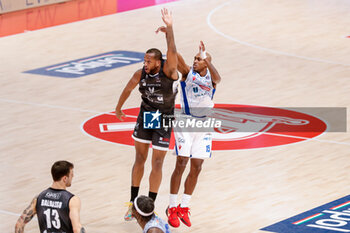 2024-11-09 - Jamar Smith (Unahotels Pallacanestro Reggiana) - UNAHOTELS REGGIO EMILIA VS BERTRAM DERTHONA TORTONA - ITALIAN SERIE A - BASKETBALL