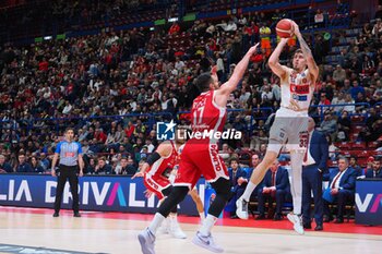 2024-11-10 - Kyke Wiltjer (Umana Reyer Venezia) & Giampaolo Ricci (EA7 Emporio Armani Olimpia Milano) - EA7 EMPORIO ARMANI MILANO VS UMANA REYER VENEZIA - ITALIAN SERIE A - BASKETBALL