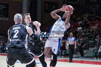 2024-11-17 - #5 Dowe Chris (Germani Brescia) - BERTRAM DERTHONA TORTONA VS GERMANI BRESCIA - ITALIAN SERIE A - BASKETBALL