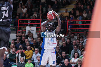 2024-11-17 - #21 Mobio Joseph (Germani Brescia) - BERTRAM DERTHONA TORTONA VS GERMANI BRESCIA - ITALIAN SERIE A - BASKETBALL