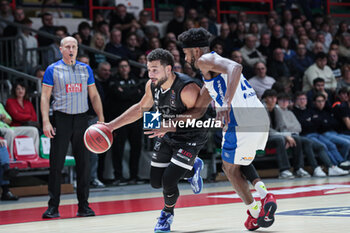 2024-11-17 - # 34 Kyle Weems (Bertram Derthona Basket Tortona) - BERTRAM DERTHONA TORTONA VS GERMANI BRESCIA - ITALIAN SERIE A - BASKETBALL