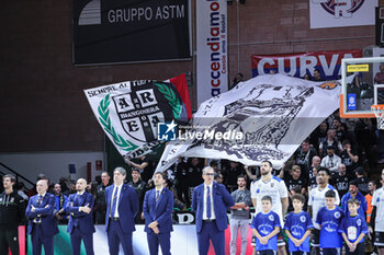 2024-11-17 - De Raffaele Walter (head coach Bertram Derthona Basket Tortona) and supporters Bertram Derthona Basket Tortona - BERTRAM DERTHONA TORTONA VS GERMANI BRESCIA - ITALIAN SERIE A - BASKETBALL