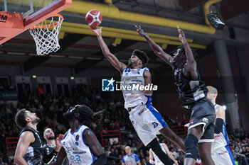 2024-11-17 - #25 Cournooh David Reginald (Germani Brescia) - BERTRAM DERTHONA TORTONA VS GERMANI BRESCIA - ITALIAN SERIE A - BASKETBALL