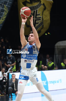 2024-11-17 - Alessandro Cappelletti (Sassari) during the LBA italian A1 series basketball championship match between Segafredo Virtus Bologna and Banco di Sardegna Dinamo Sassari at Unipol Arena, Casalecchio (Bologna), Italy, November 17, 2024 - Photo: Michele Nucci - VIRTUS SEGAFREDO BOLOGNA VS BANCO DI SARDEGNA SASSARI - ITALIAN SERIE A - BASKETBALL