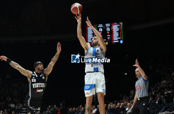 2024-11-17 - Matteo Tambone (Sassari) during the LBA italian A1 series basketball championship match between Segafredo Virtus Bologna and Banco di Sardegna Dinamo Sassari at Unipol Arena, Casalecchio (Bologna), Italy, November 17, 2024 - Photo: Michele Nucci - VIRTUS SEGAFREDO BOLOGNA VS BANCO DI SARDEGNA SASSARI - ITALIAN SERIE A - BASKETBALL