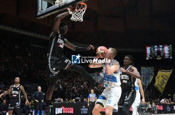 2024-11-17 - Eimantas Bendzius (Sassari) c\\Momo Diouf (Virtus Bologna) during the LBA italian A1 series basketball championship match between Segafredo Virtus Bologna and Banco di Sardegna Dinamo Sassari at Unipol Arena, Casalecchio (Bologna), Italy, November 17, 2024 - Photo: Michele Nucci - VIRTUS SEGAFREDO BOLOGNA VS BANCO DI SARDEGNA SASSARI - ITALIAN SERIE A - BASKETBALL