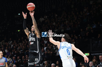 2024-11-17 - Daniel Hackett (Virtus Bologna) during the LBA italian A1 series basketball championship match between Segafredo Virtus Bologna and Banco di Sardegna Dinamo Sassari at Unipol Arena, Casalecchio (Bologna), Italy, November 17, 2024 - Photo: Michele Nucci - VIRTUS SEGAFREDO BOLOGNA VS BANCO DI SARDEGNA SASSARI - ITALIAN SERIE A - BASKETBALL