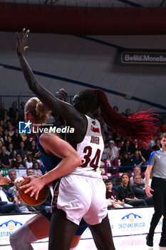 2024-05-15 - Images of the Umana Reyer Venezia vs Famila Wuber Schio match at Palasport Taliercio on May 15, 2024, during the BASKET - LBF Italian Serie A1 (game 1) - PLAYOFF - UMANA REYER VENEZIA VS FAMILA WEBER SCHIO - ITALIAN SERIE A1 WOMEN - BASKETBALL