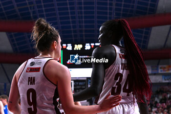 2024-05-15 - Images of the Umana Reyer Venezia vs Famila Wuber Schio match at Palasport Taliercio on May 15, 2024, during the BASKET - LBF Italian Serie A1 (game 1) - PLAYOFF - UMANA REYER VENEZIA VS FAMILA WEBER SCHIO - ITALIAN SERIE A1 WOMEN - BASKETBALL