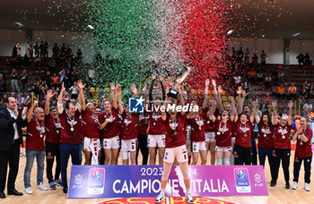 2024-05-21 - Celebrations of the Umana Reyer Venezia Champions of Italy Palaromare-Schio on May 21, 2024, during the BASKET - LBF Italian Serie A1 (game 3) - PLAYOFF - FAMILA WEBER SCHIO VS UMANA REYER VENEZIA - ITALIAN SERIE A1 WOMEN - BASKETBALL