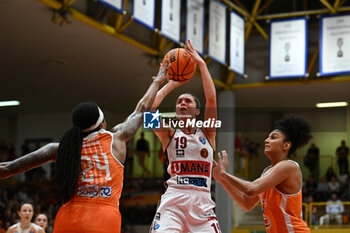 2024-05-21 - Images of the Famila Wuber Schio vs Umana Reyer Venezia match at Palaromare-Schio on May 21, 2024, during the BASKET - LBF Italian Serie A1 (game 3) - PLAYOFF - FAMILA WEBER SCHIO VS UMANA REYER VENEZIA - ITALIAN SERIE A1 WOMEN - BASKETBALL