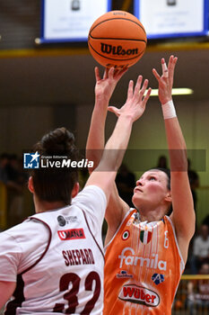 2024-05-21 - Images of the Famila Wuber Schio vs Umana Reyer Venezia match at Palaromare-Schio on May 21, 2024, during the BASKET - LBF Italian Serie A1 (game 3) - PLAYOFF - FAMILA WEBER SCHIO VS UMANA REYER VENEZIA - ITALIAN SERIE A1 WOMEN - BASKETBALL