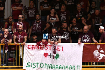 2024-05-21 - Images of the Famila Wuber Schio vs Umana Reyer Venezia match at Palaromare-Schio on May 21, 2024, during the BASKET - LBF Italian Serie A1 (game 3) - PLAYOFF - FAMILA WEBER SCHIO VS UMANA REYER VENEZIA - ITALIAN SERIE A1 WOMEN - BASKETBALL