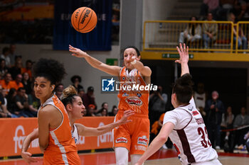 2024-05-21 - Images of the Famila Wuber Schio vs Umana Reyer Venezia match at Palaromare-Schio on May 21, 2024, during the BASKET - LBF Italian Serie A1 (game 3) - PLAYOFF - FAMILA WEBER SCHIO VS UMANA REYER VENEZIA - ITALIAN SERIE A1 WOMEN - BASKETBALL